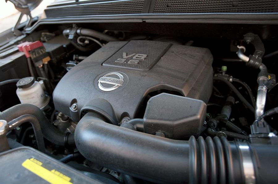  Nissan Titan 2012 года  (фото 16 из 26)